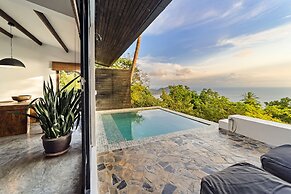 Lunar Villas Koh Tao - Luxury Pool Villa