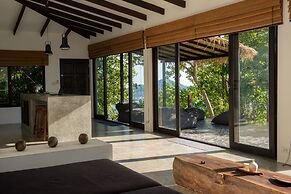 Lunar Villas Koh Tao - Luxury Pool Villa