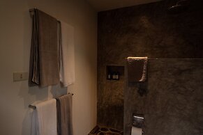 Lunar Villas Koh Tao - Luxury Pool Villa