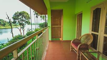 Karapuzha Village Resort