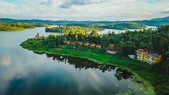 Karapuzha Village Resort