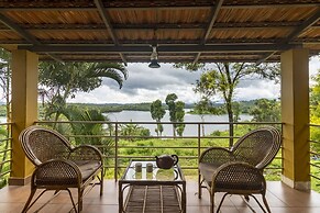 Karapuzha Village Resort