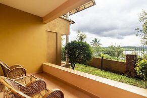 Karapuzha Village Resort