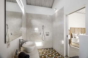 A Casa Di Renucci by Alfred in Bali