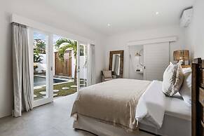 A Casa Di Renucci by Alfred in Bali