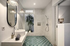 A Casa Di Renucci by Alfred in Bali