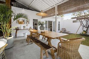 A Casa Di Renucci by Alfred in Bali