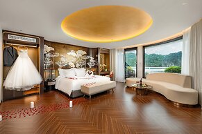 Sea Stars Cruise Ha Long