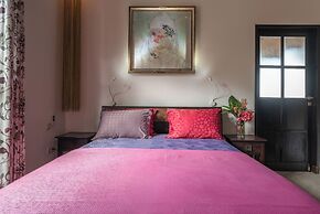 Villa Kupu Kupu Tulip