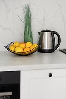 Służewiec Apartment by Renters