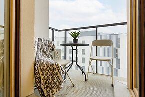 Służewiec Apartment by Renters