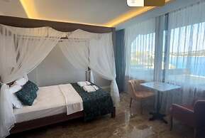 AKVARYUM BUTİK OTEL KARABURUN