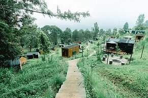 Bobocabin Gunung Mas