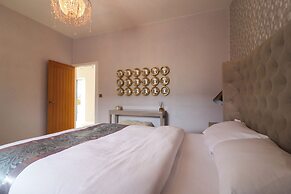 Northumberland Luxury Stays - The Chivits