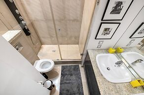 Lumina apart with view on Plac Zamkowy