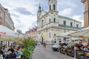 Lumina apart with view on Plac Zamkowy