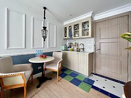 Seven Seas Côte d'Azur by PSR