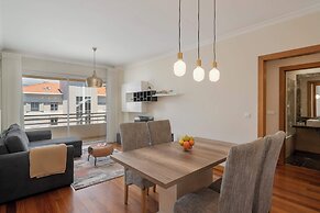 Apartment With Pool, Ajuda IV