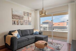 Apartment With Pool, Ajuda IV