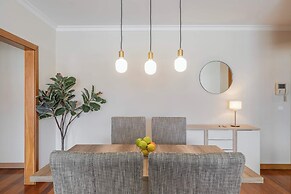 Apartment With Pool, Ajuda IV