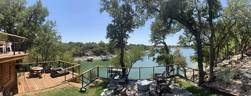 New Best Location Spectacular Views Dock Arcade