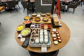 The Alley by Kanopian