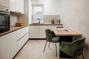 The Alley by Kanopian