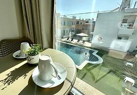 Sun Plaza Suites - Adults Only