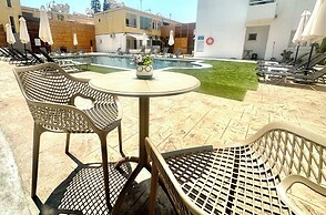 Sun Plaza Suites - Adults Only