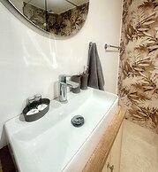 Sun Plaza Suites - Adults Only