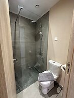 Sun Plaza Suites - Adults Only