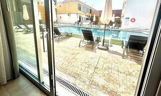 Sun Plaza Suites - Adults Only