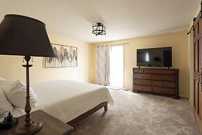 Backyard Oasis Close to Town Fast Wi-fi Quiet