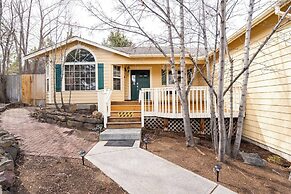 Backyard Oasis Close to Town Fast Wi-fi Quiet