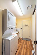 Backyard Oasis Close to Town Fast Wi-fi Quiet