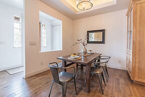 Rooftop Deck Walk to River Downtown Fire pit