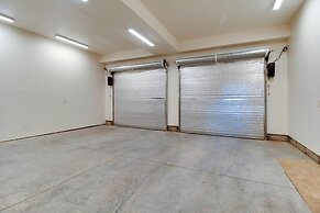 Rooftop Deck Walk to River Downtown Fire pit