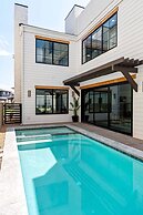 Paradise Shores 8 Bedroom Home