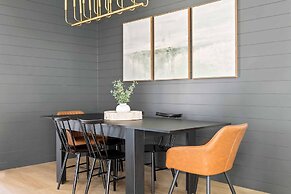 Paradise Shores 8 Bedroom Home