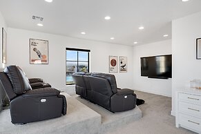 Paradise Shores 8 Bedroom Home