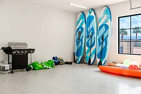 Paradise Shores 8 Bedroom Home