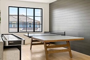 Paradise Shores 8 Bedroom Home