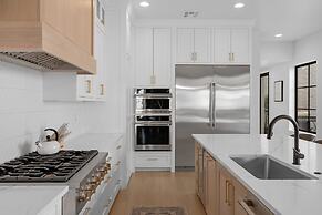 Paradise Shores 8 Bedroom Home