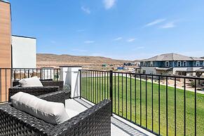 Paradise Shores 8 Bedroom Home