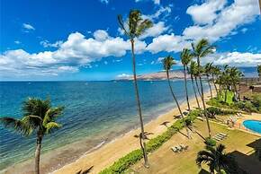 Kihei Beach, #507 1 Bedroom Condo by RedAwning
