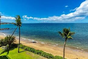 Kihei Beach, #507 1 Bedroom Condo by RedAwning
