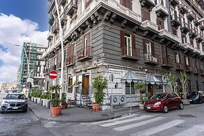 La Corte di Partenope