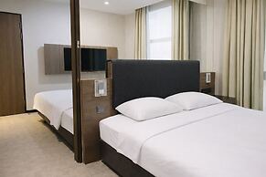 AMRISE HOTEL KITCHENER