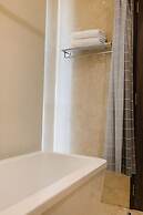 AMRISE HOTEL KITCHENER