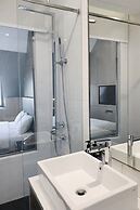 AMRISE HOTEL KITCHENER